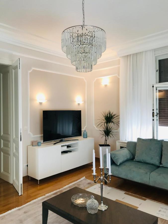 Knez Sima Jacuzzi, 3 Bedrooms, Balcony In Stari Grad Белград Экстерьер фото